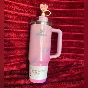Stanley Pink Quencher 30 oz powder pink heart gradient tumbler w/ new topper